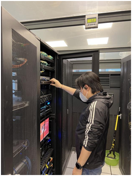 同心守“滬” “疫”無(wú)反顧——上海聯(lián)交所總部大樓里的守護(hù)人